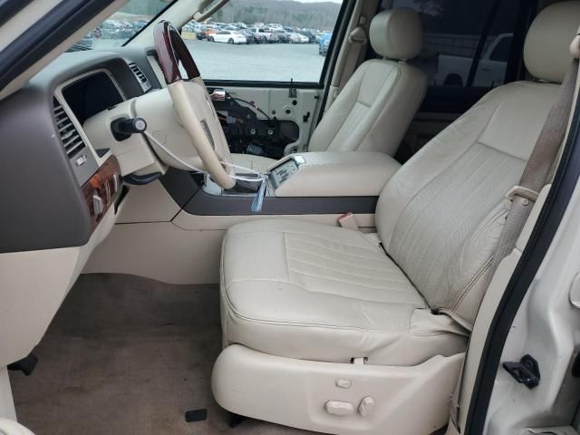 2004 Lincoln Navigator