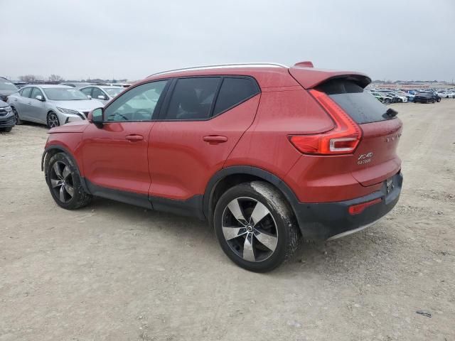 2019 Volvo XC40 T5 Momentum