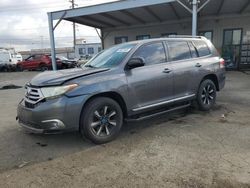 Toyota Highlander Vehiculos salvage en venta: 2011 Toyota Highlander Base