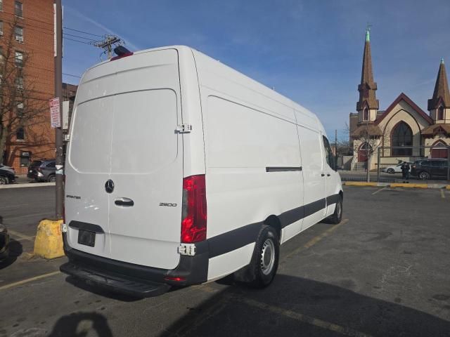 2022 Mercedes-Benz Sprinter 2500