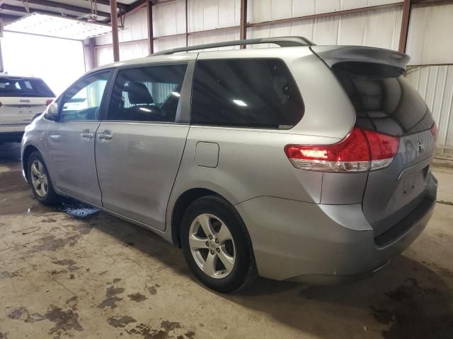 2011 Toyota Sienna LE