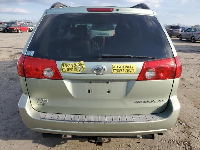 2007 Toyota Sienna XLE