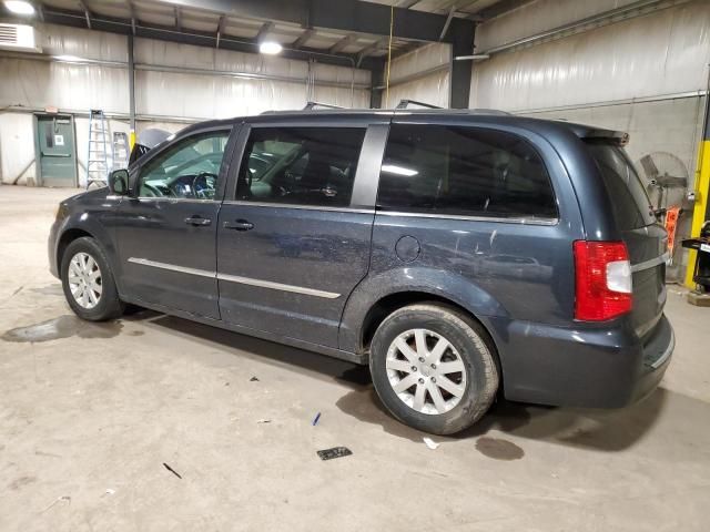 2013 Chrysler Town & Country Touring