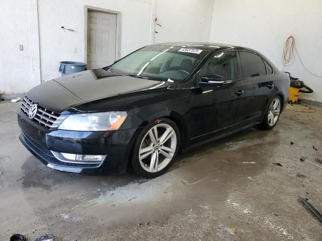 2014 Volkswagen Passat SEL