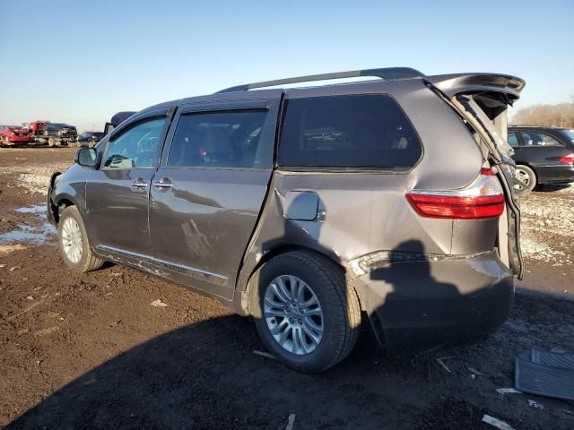 2015 Toyota Sienna XLE