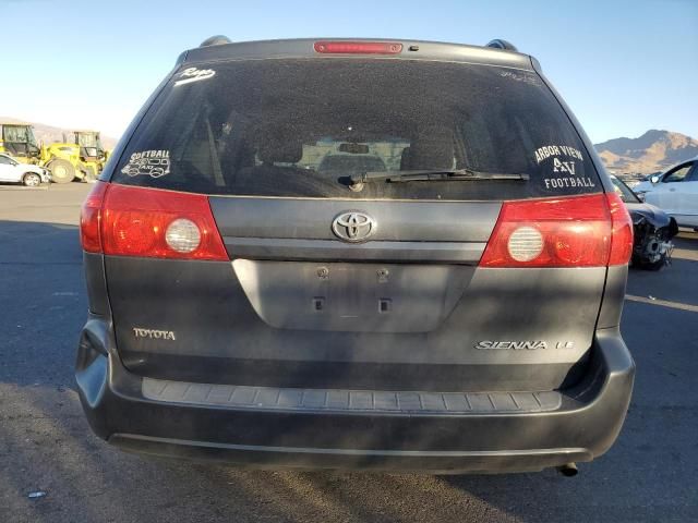 2009 Toyota Sienna CE