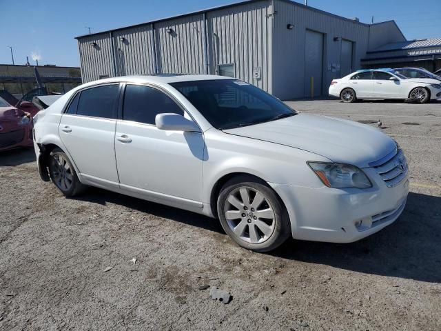 2005 Toyota Avalon XL