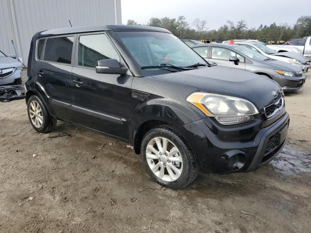 2013 KIA Soul +