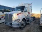 2017 Kenworth T680 Semi Truck