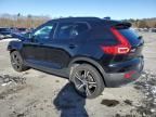 2019 Volvo XC40 T4 R-Design