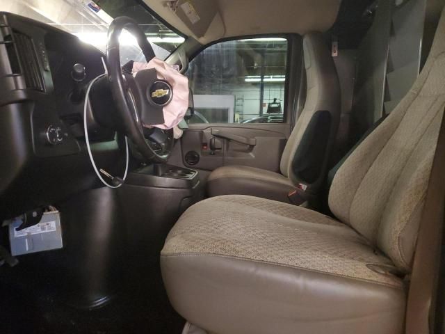 2017 Chevrolet Express G2500