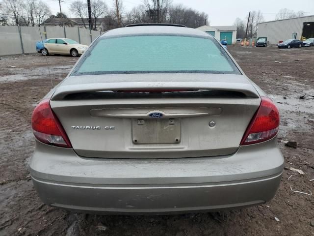 2005 Ford Taurus SE