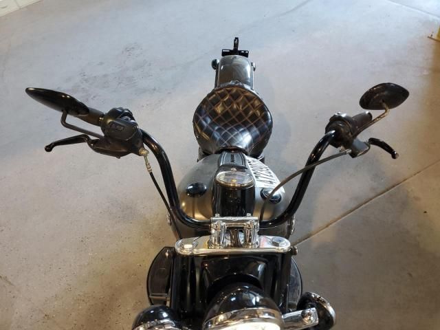 2018 Harley-Davidson Flhcs Heritage Classic 114