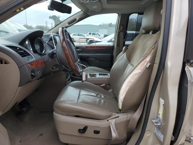 2015 Chrysler Town & Country Limited Platinum