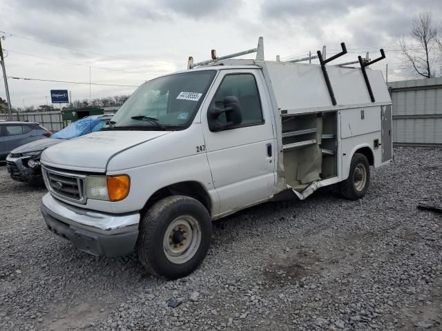 2007 Ford Econoline E350 Super Duty Cutaway Van