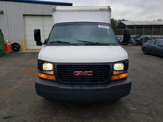 2013 GMC Savana Cutaway G3500