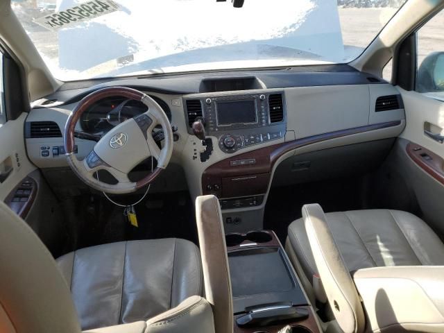 2011 Toyota Sienna XLE