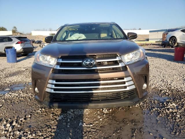 2018 Toyota Highlander SE