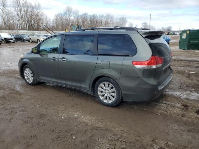 2011 Toyota Sienna XLE