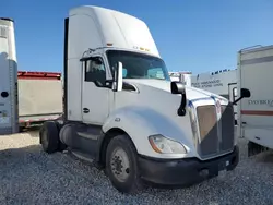 Kenworth t680 Semi Truck salvage cars for sale: 2016 Kenworth T680 Semi Truck