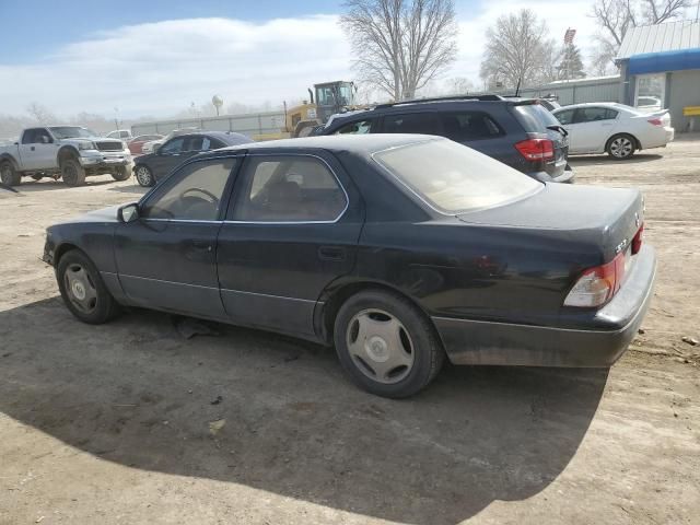 1998 Lexus LS 400