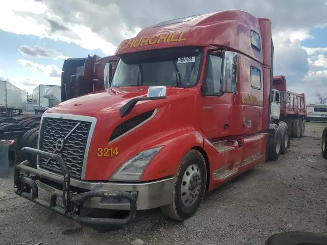 2019 Volvo VNL Semi Truck