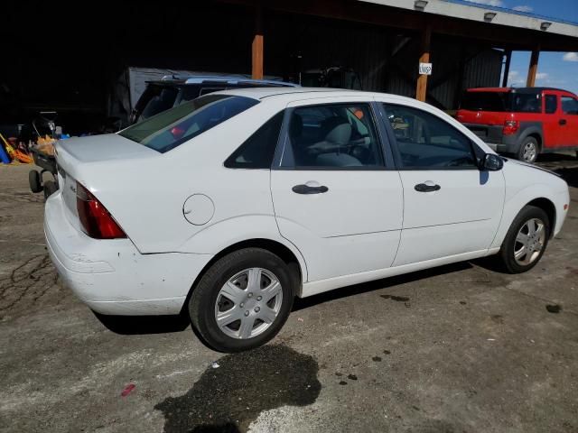 2005 Ford Focus ZX4