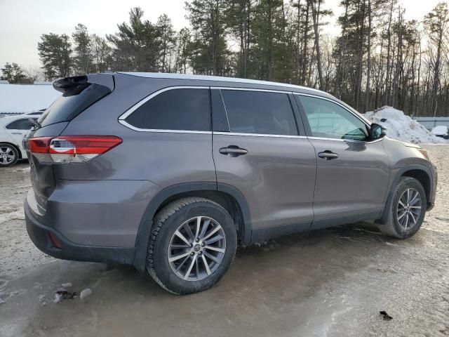 2019 Toyota Highlander SE