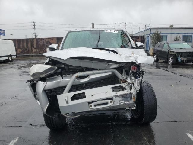 2018 Toyota 4runner SR5/SR5 Premium