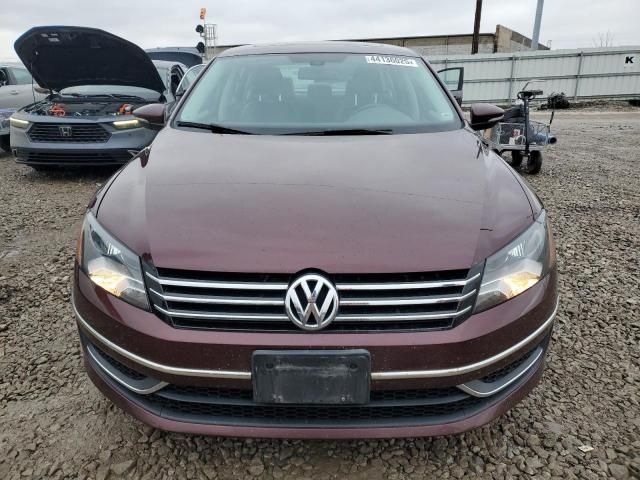 2012 Volkswagen Passat SE