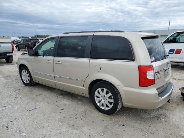 2013 Chrysler Town & Country Touring