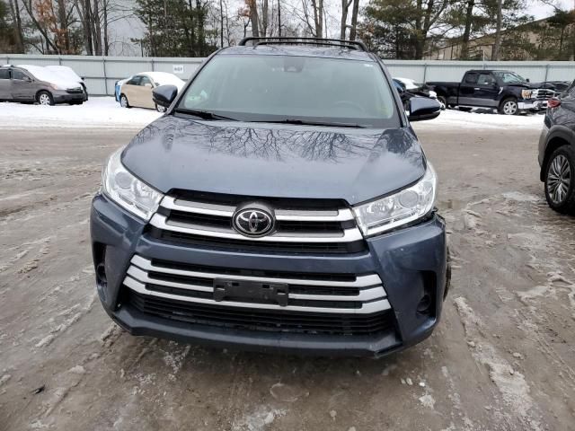 2019 Toyota Highlander LE