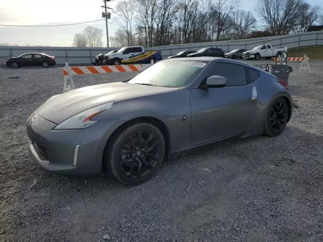 2016 Nissan 370Z Base