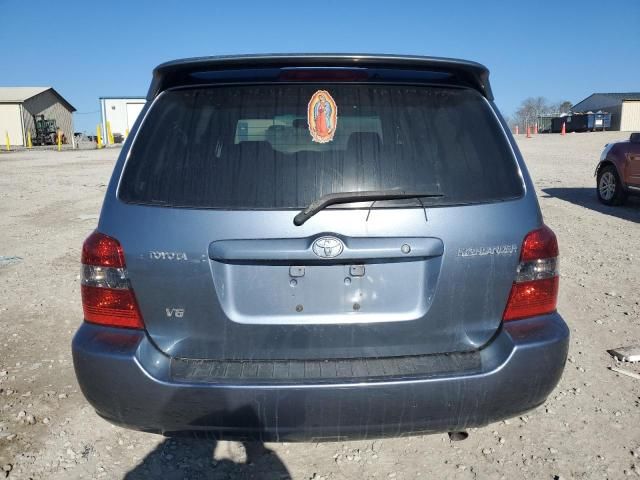 2004 Toyota Highlander Base