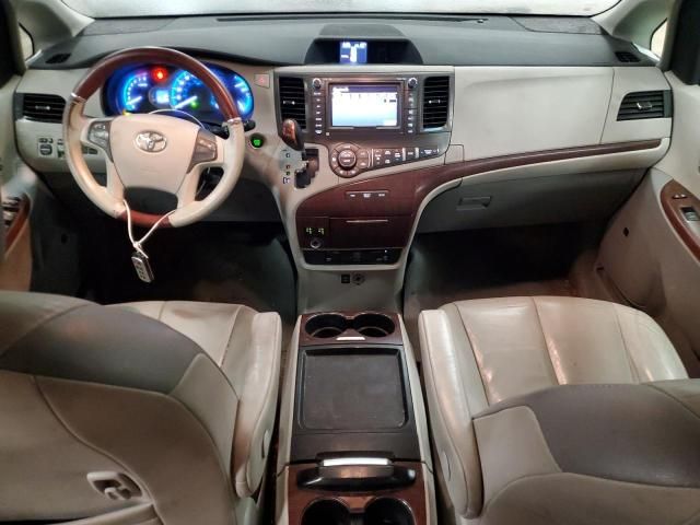 2011 Toyota Sienna XLE