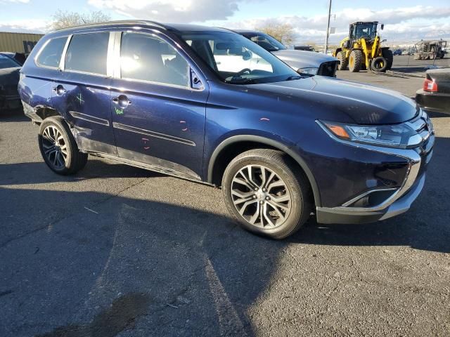 2016 Mitsubishi Outlander SE