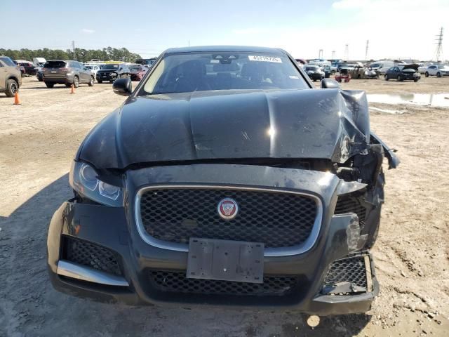 2017 Jaguar XF