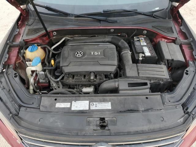 2016 Volkswagen Passat SE