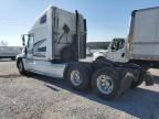 1998 Freightliner Conventional FLC120