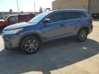 2017 Toyota Highlander SE