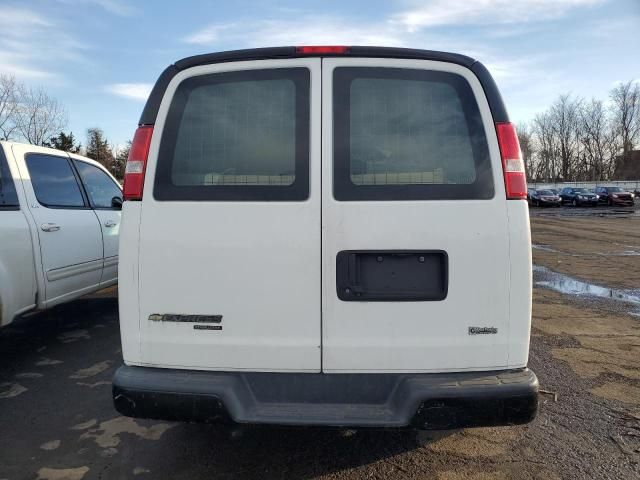 2016 Chevrolet Express G2500