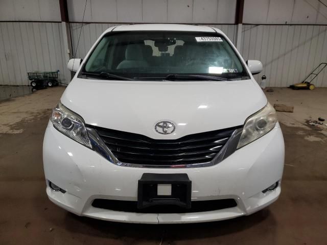 2012 Toyota Sienna LE