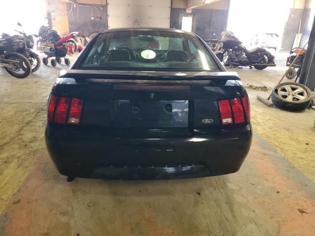 2004 Ford Mustang