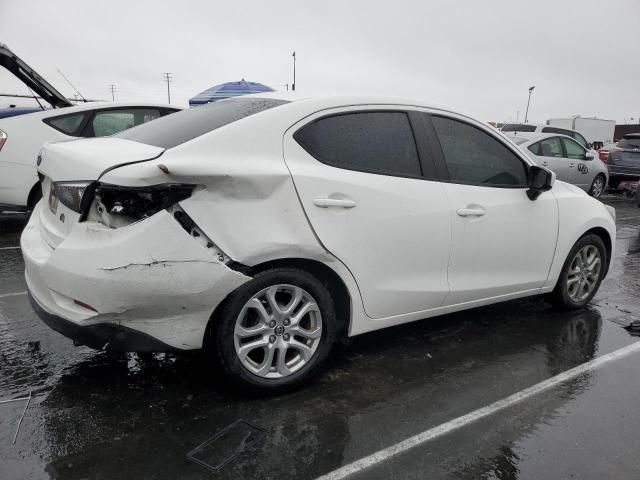 2017 Toyota Yaris IA