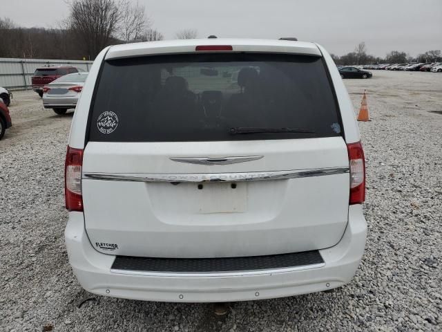 2015 Chrysler Town & Country Touring L