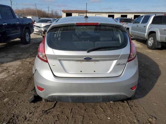 2015 Ford Fiesta SE