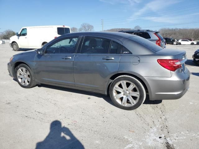 2013 Chrysler 200 LX