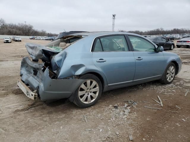 2005 Toyota Avalon XL