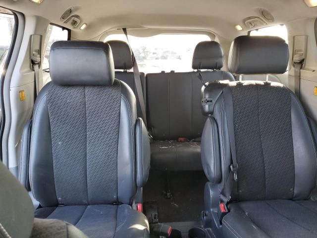 2013 Toyota Sienna Sport