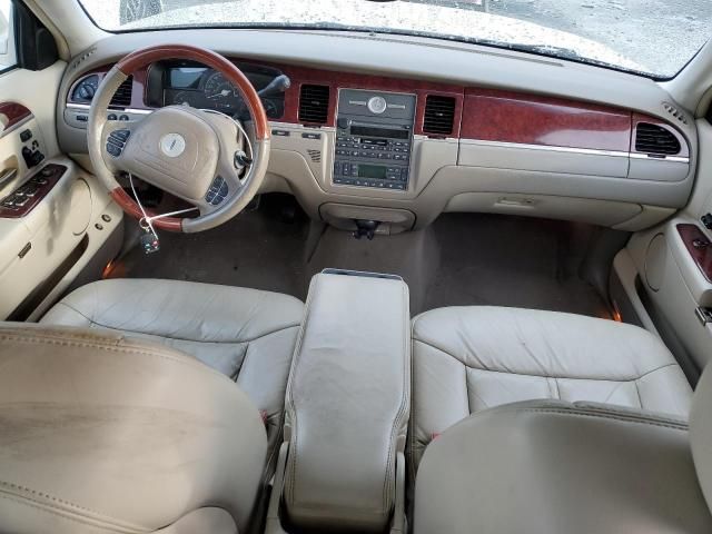 2003 Lincoln Town Car Cartier